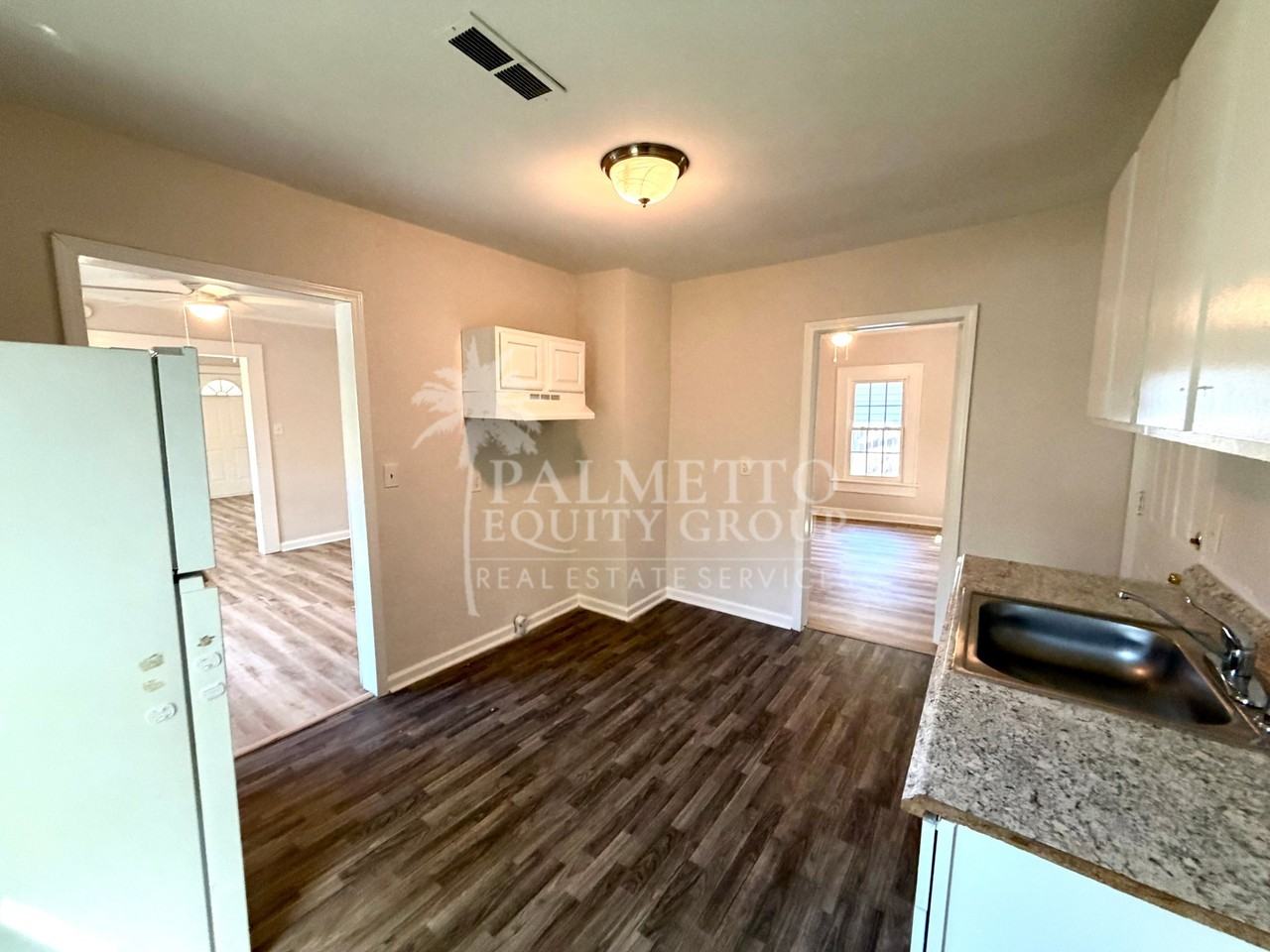 3414 Summit Ave - Photo 6 of 13