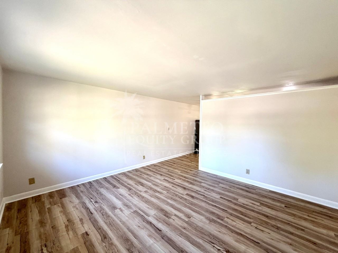 4224 Kildare Dr - Photo 2 of 13