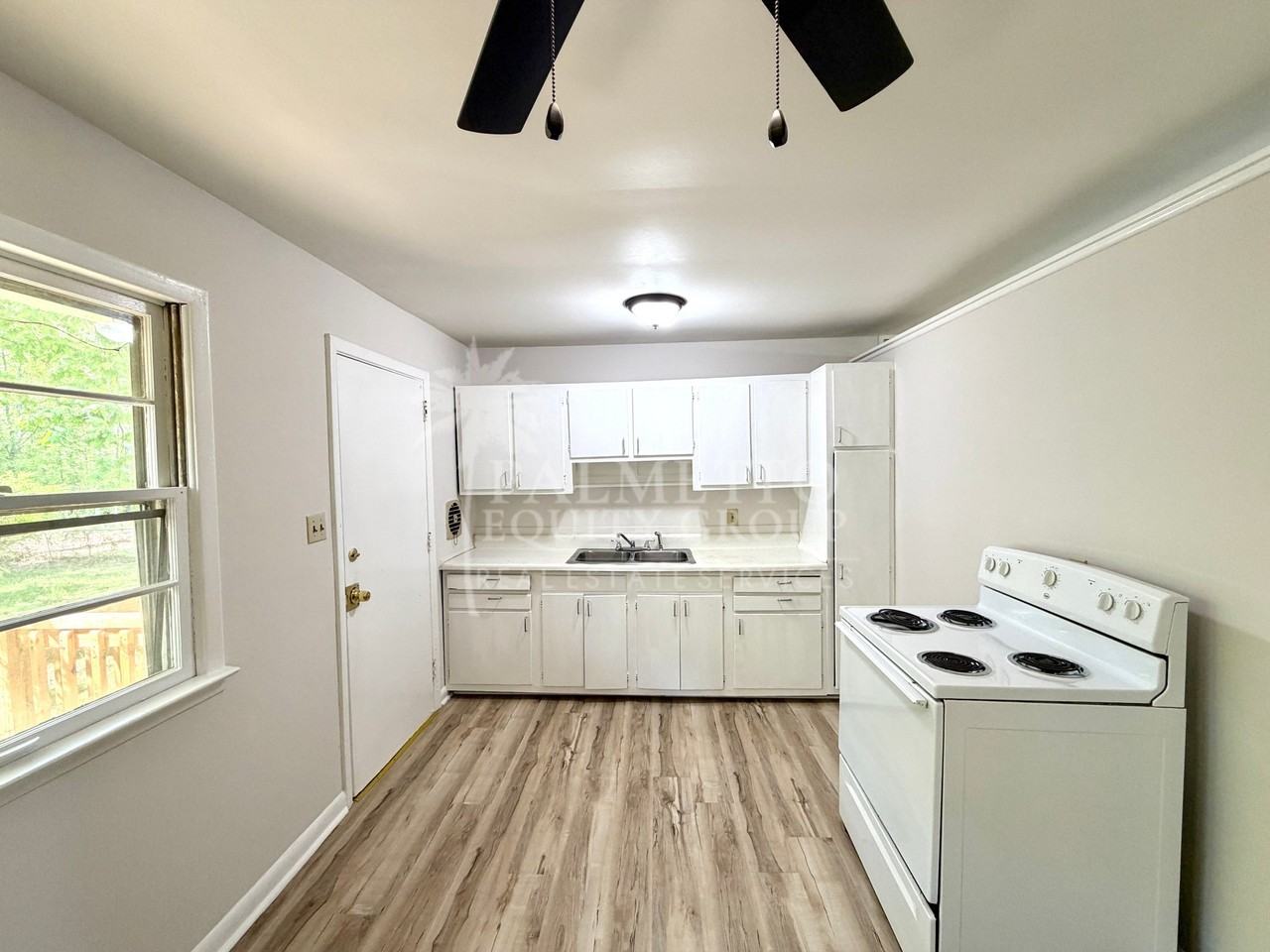 4224 Kildare Dr - Photo 5 of 13