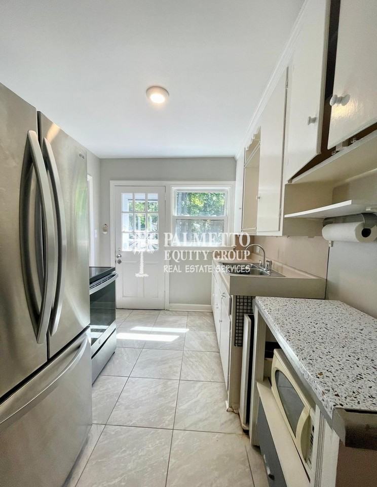 1311 Cardinal Pl - Photo 7 of 14