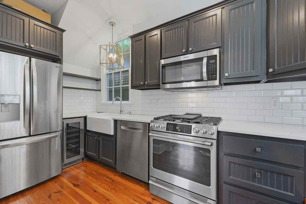 9 Bogard St #C - Photo 2 of 20