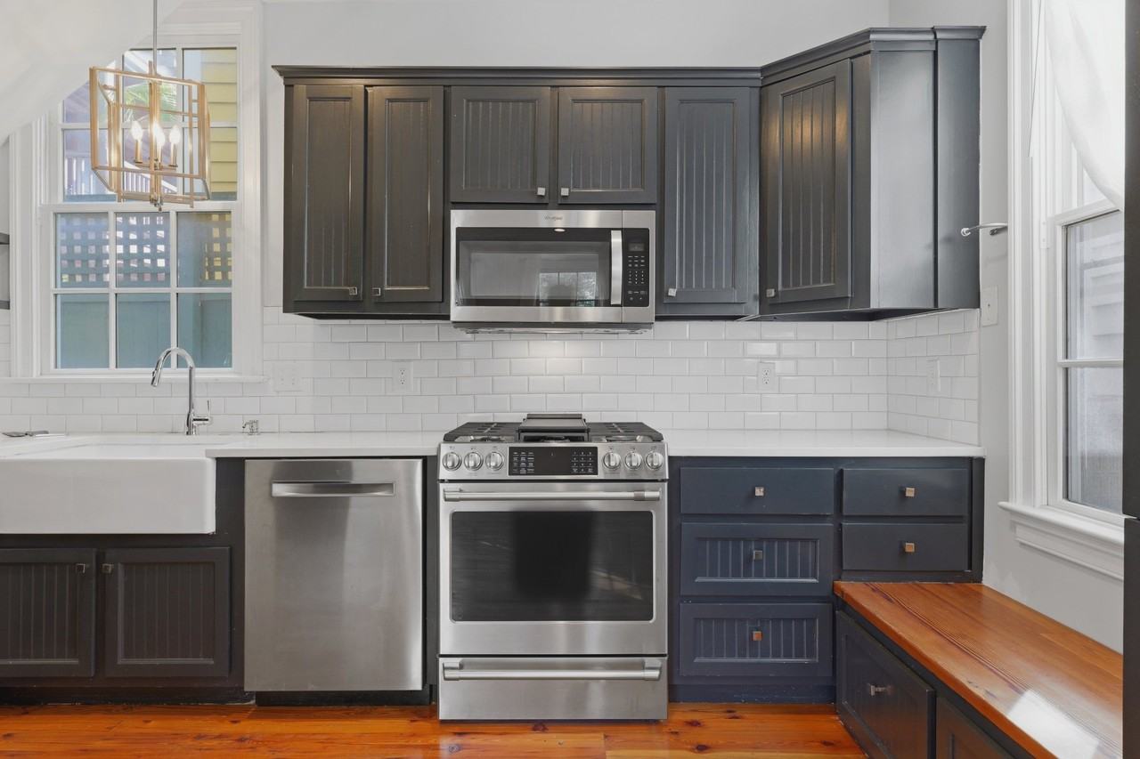 9 Bogard St #C - Photo 5 of 20