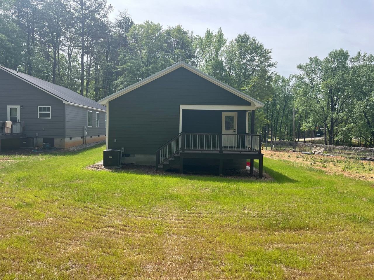 120 Sunset Ave - Photo 3 of 20