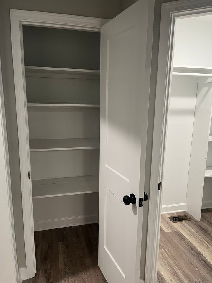 120 Sunset Ave - Photo 5 of 20