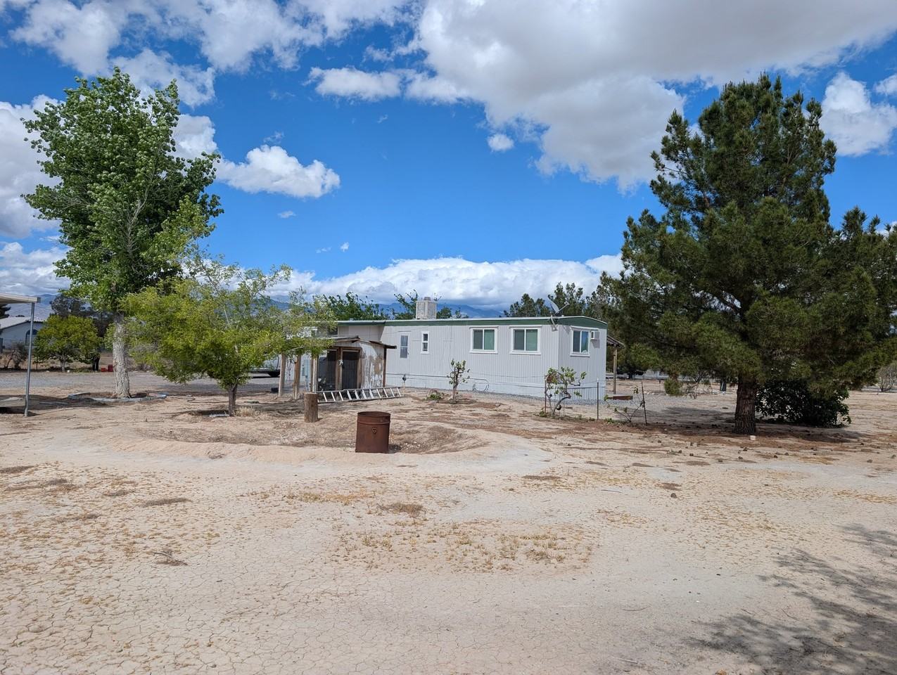 1620 Landmark Ave - Photo 4 of 19