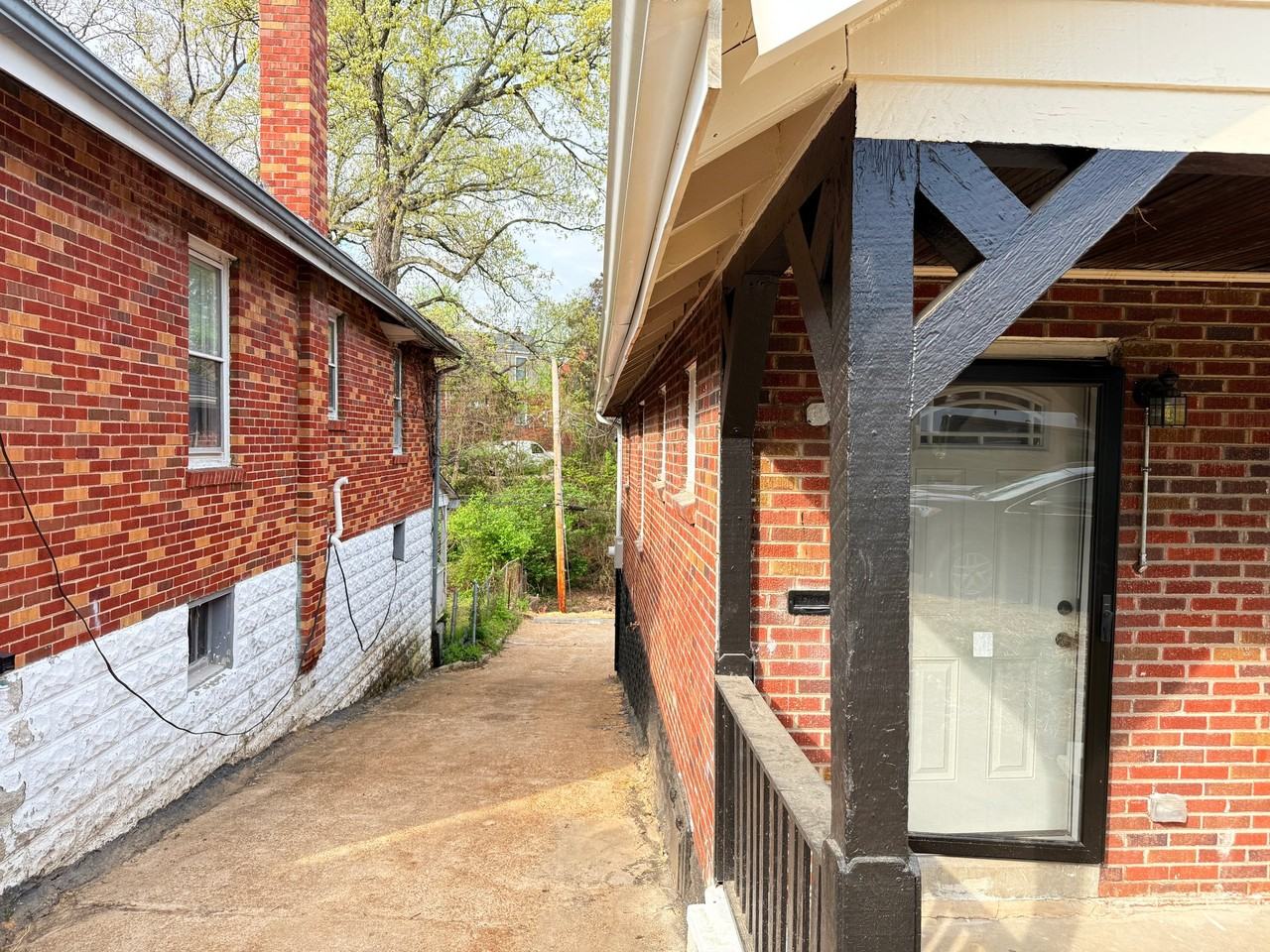 6620 Barr St - Photo 3 of 18