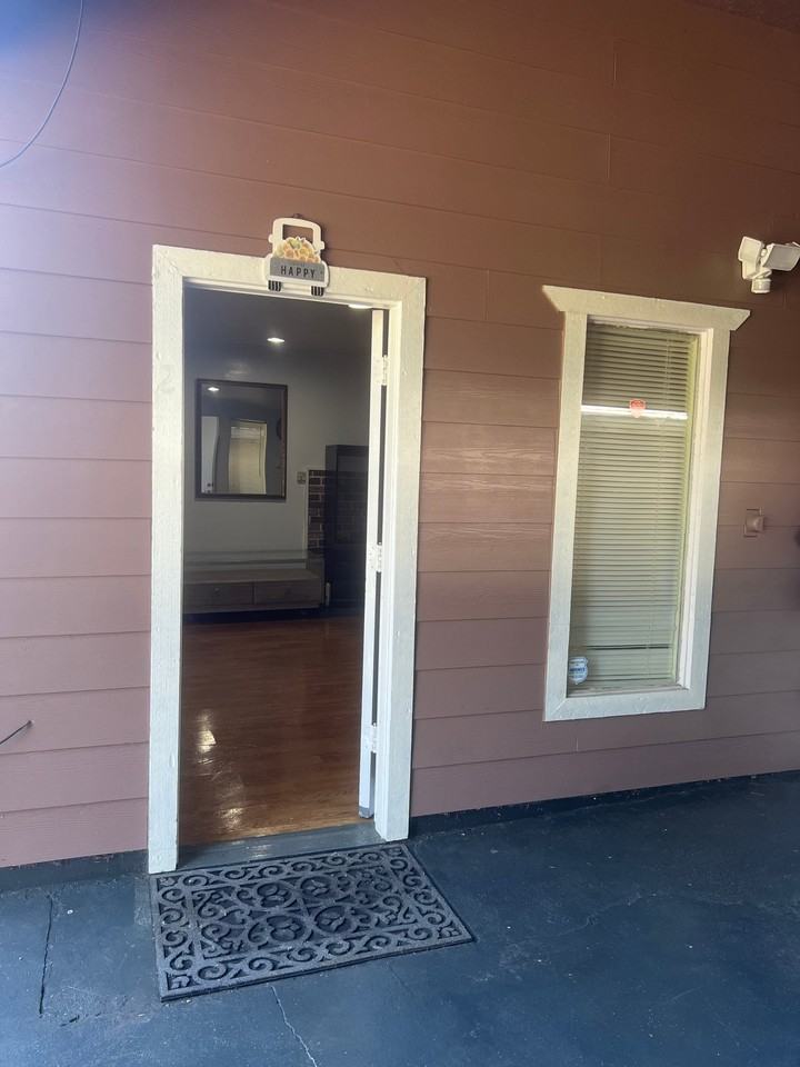 16405 Ne 12Th St Bellevue Wa - Photo 5 of 5