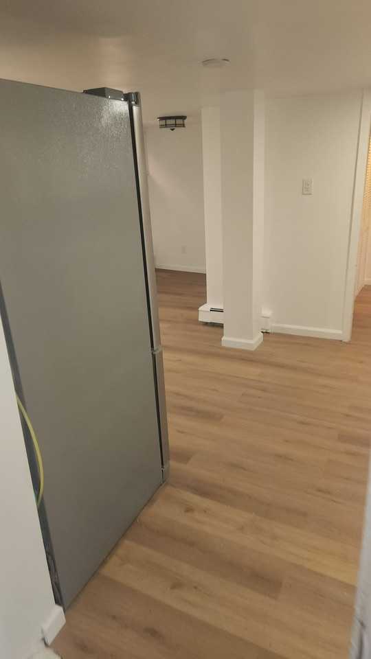 441 Meacham Ave - Photo 5 of 12