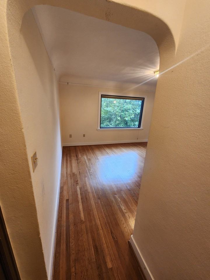 2317 10th Ave E #106 - Photo 2 of 13