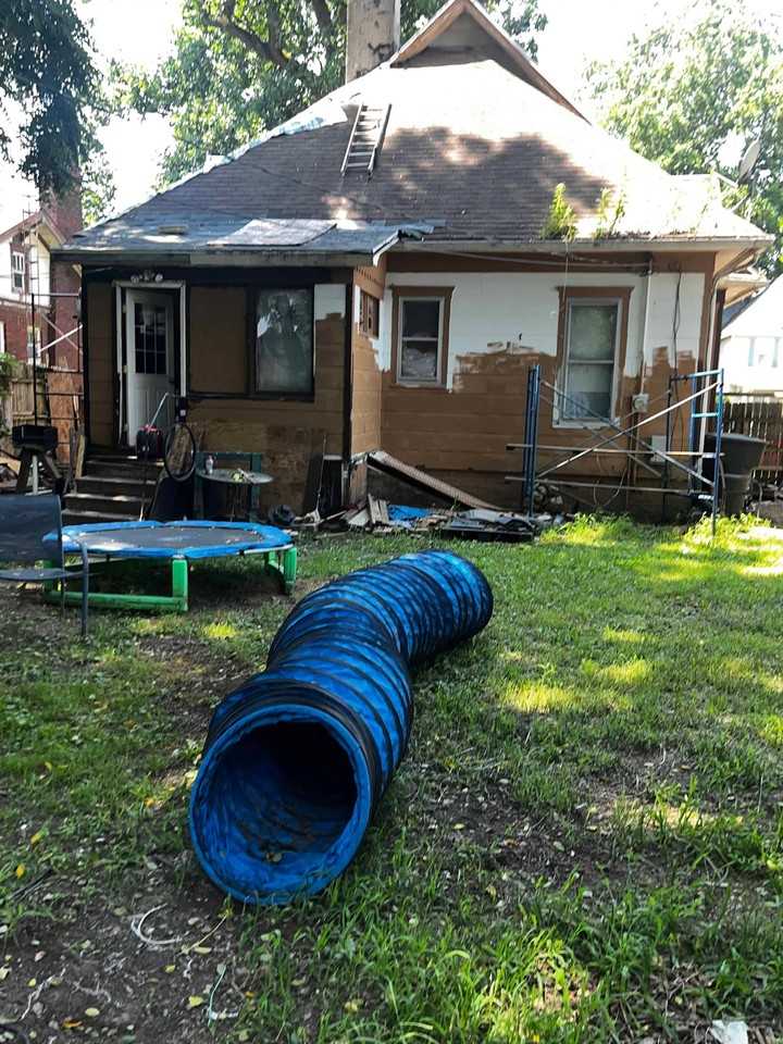 809 N Grant St - Photo 5 of 16