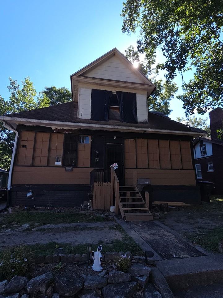 809 N Grant St - Photo 6 of 16