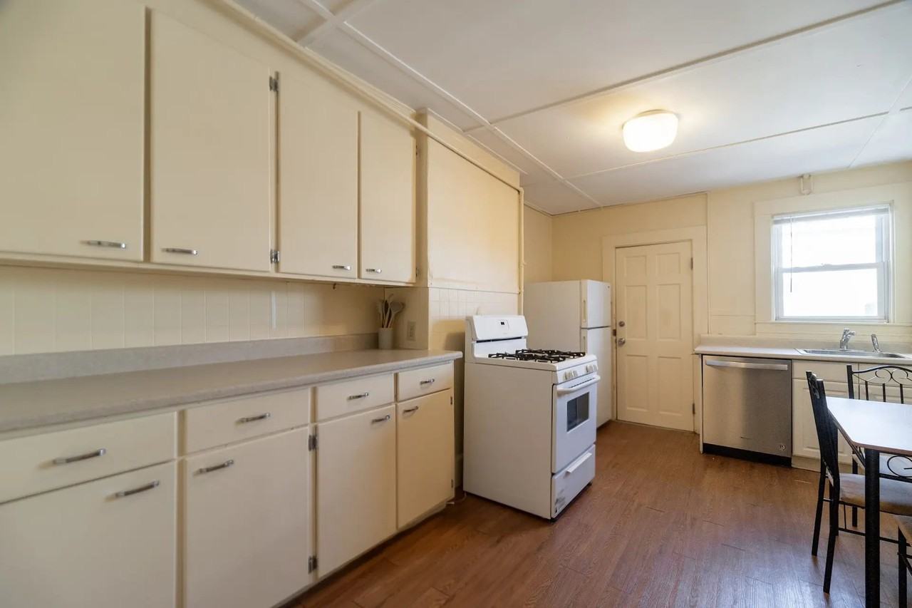 2 Sherman St #2A3 - Photo 6 of 14