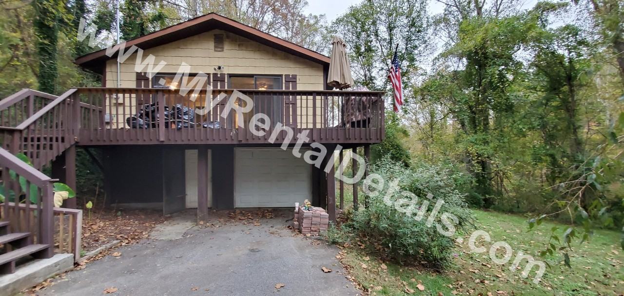 5 Frankie Ln - Photo 2 of 20