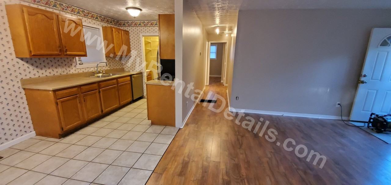 5 Frankie Ln - Photo 5 of 20