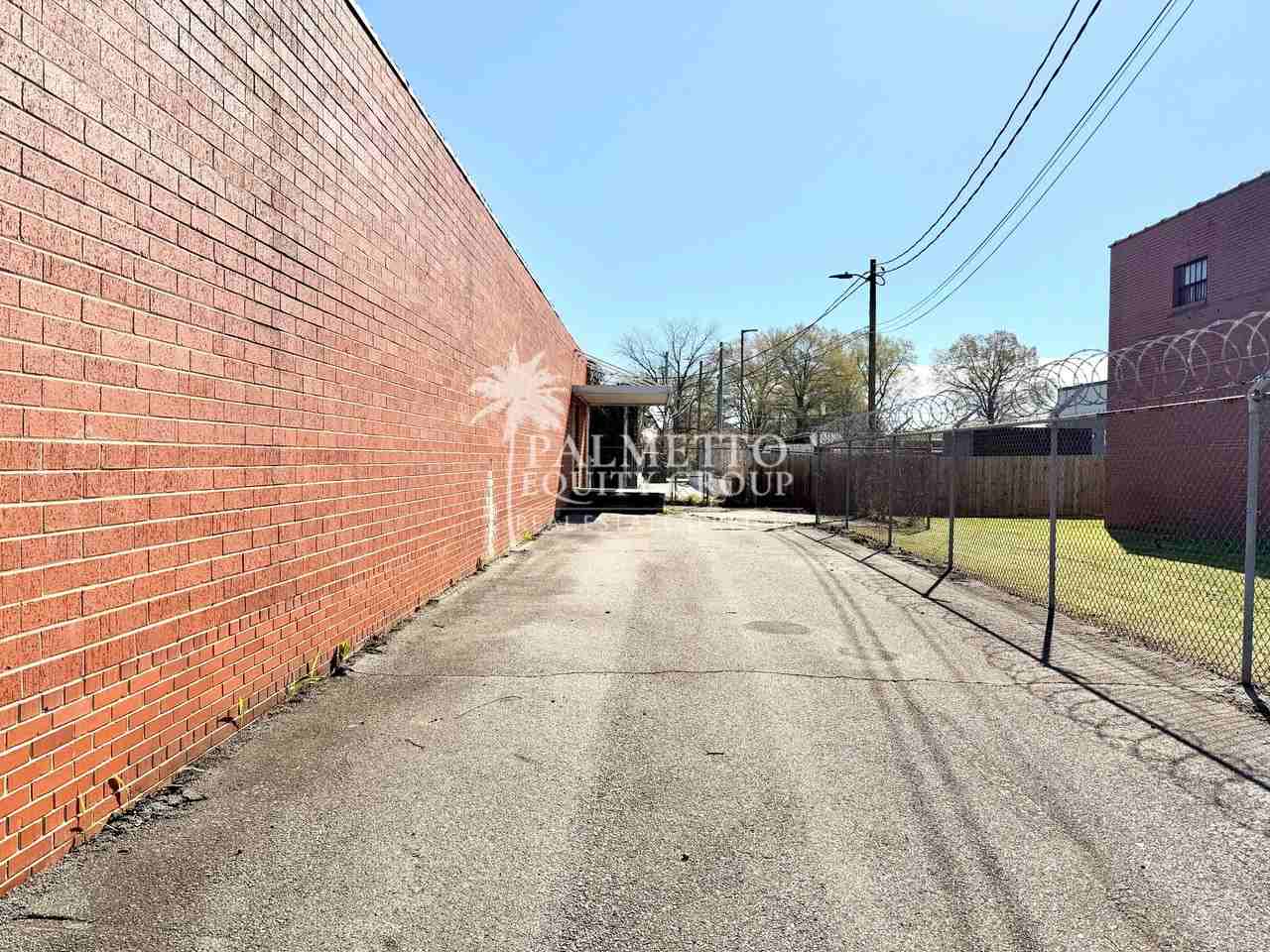 1012 N Raleigh St - Photo 3 of 11