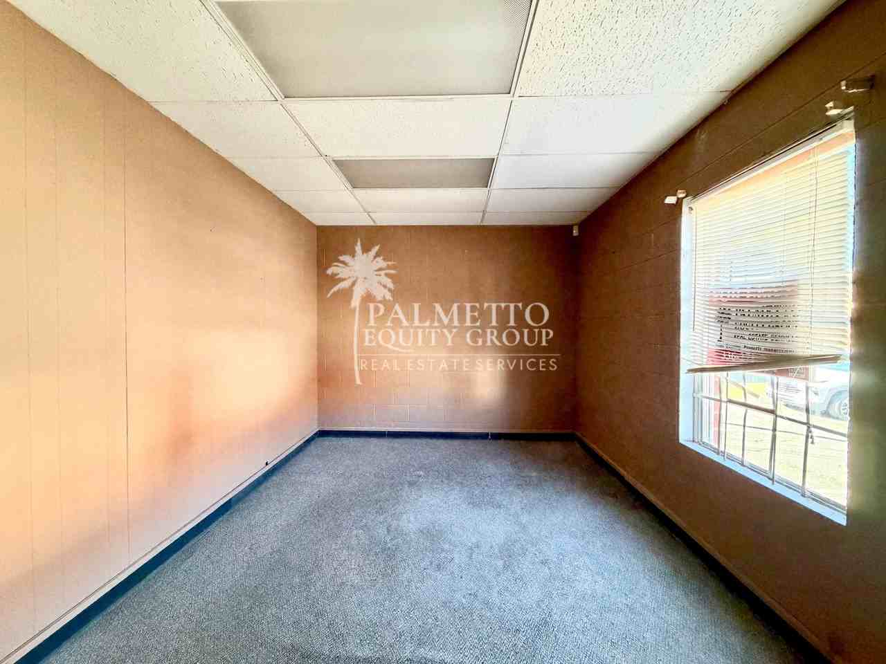 1012 N Raleigh St - Photo 4 of 11