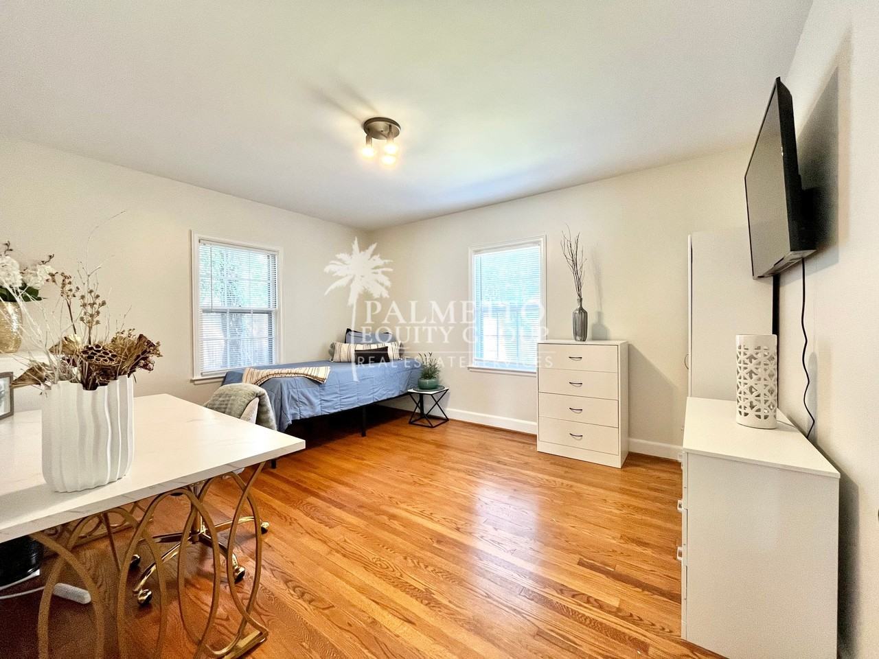 1132 W Northwood St - Photo 7 of 14