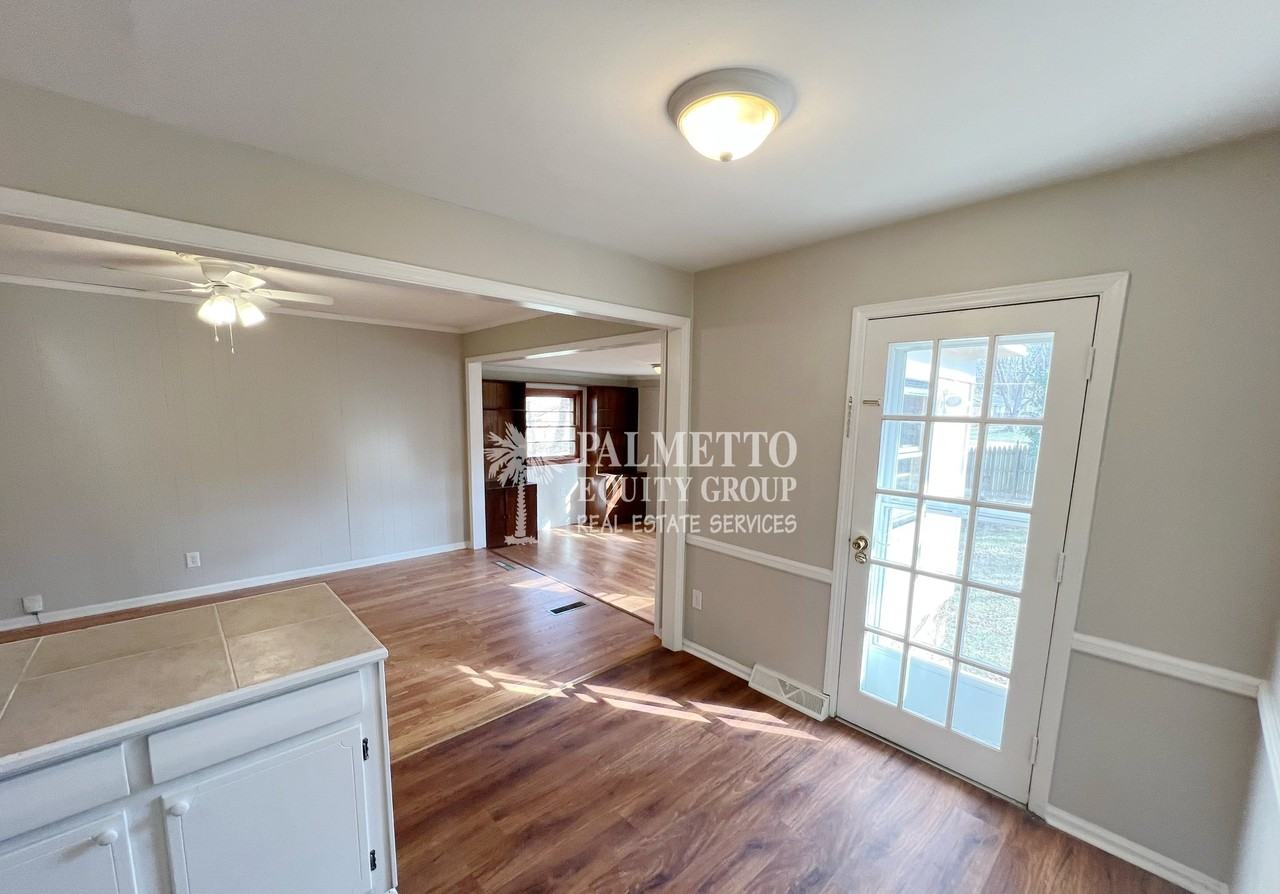 2601 Dulaire Rd - Photo 5 of 17