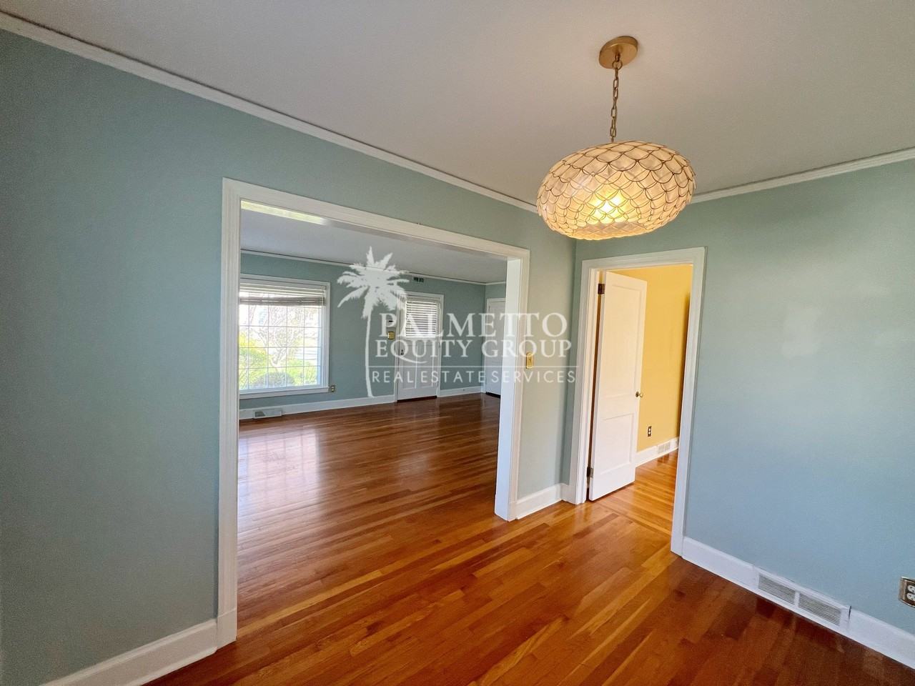 1313 Cardinal Pl - Photo 4 of 17