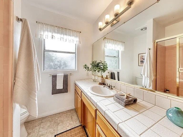 10746 Cranks Rd - Photo 4 of 20