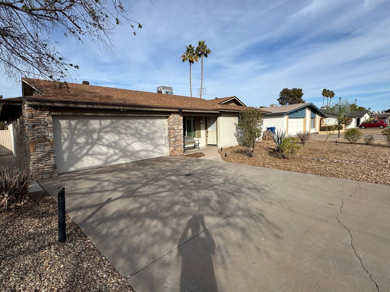 2058 E Fremont Dr - Photo 2 of 19