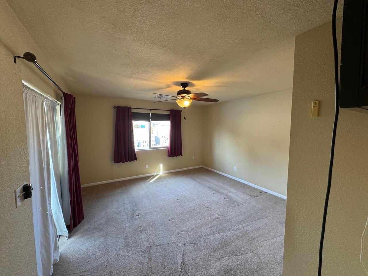 2058 E Fremont Dr - Photo 4 of 19