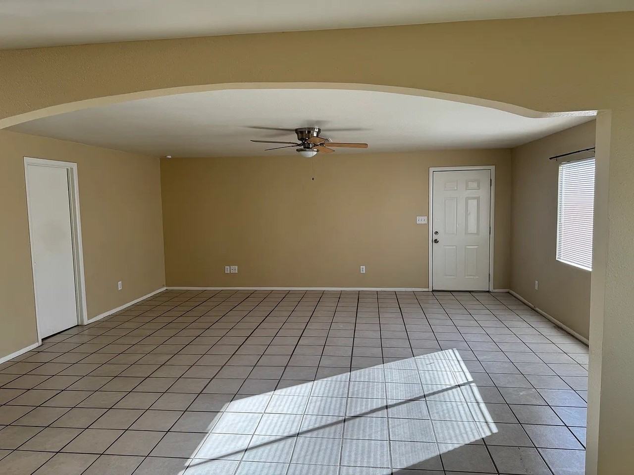 13403 Pendleton St - Photo 3 of 8