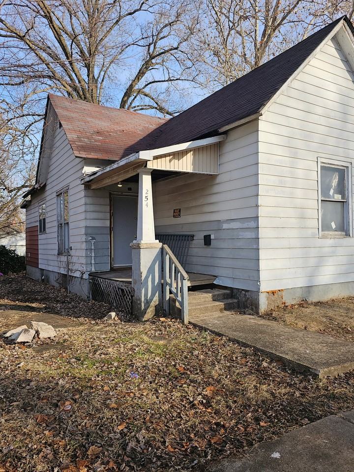 254 W Peoria Ave - Photo 2 of 19