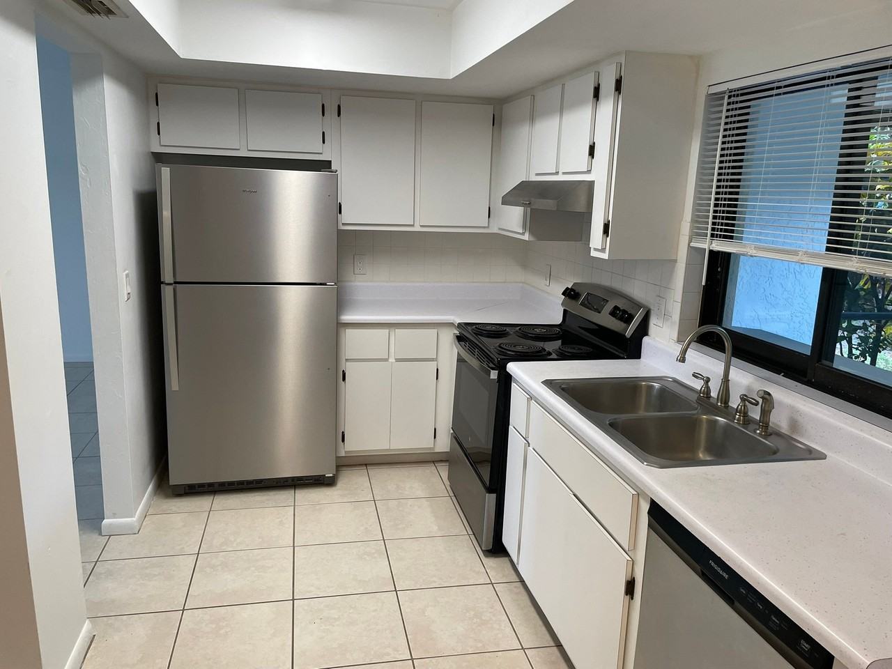 10022 8th St #10022 - Photo 4 of 16