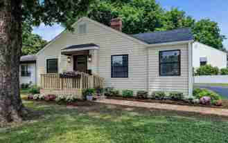 741 Center Pl Sw - Photo 1 of 1