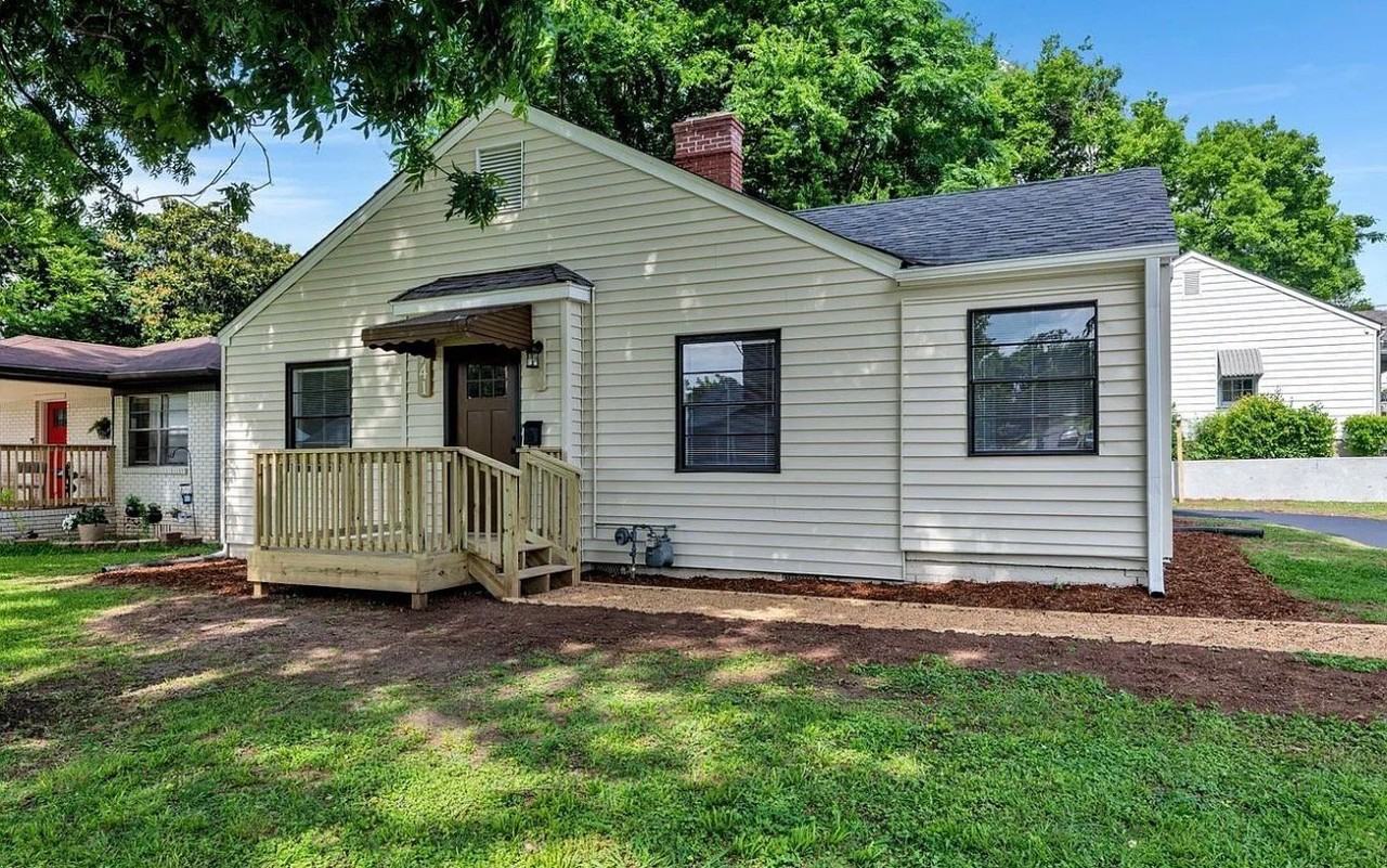 741 Center Pl Sw - Photo 2 of 24