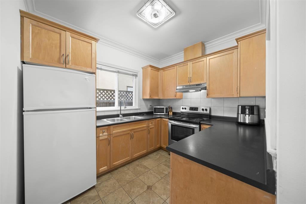 8300 Number 1 Road - Photo 2 of 17