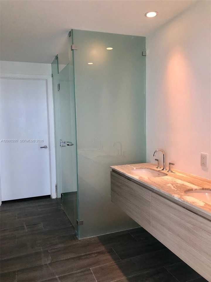 NE 28th St & Biscayne Blvd - Photo 2 of 17