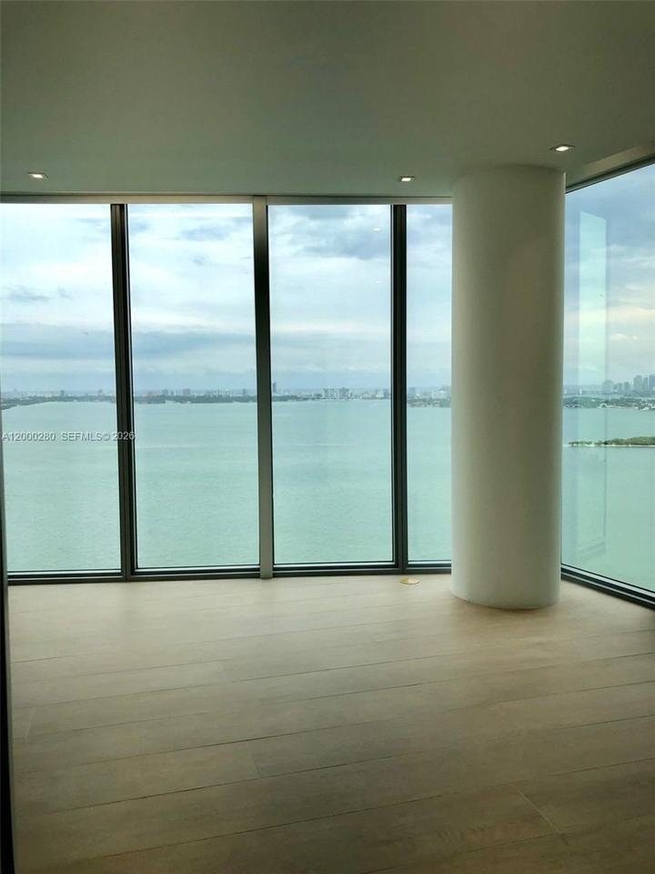 NE 28th St & Biscayne Blvd - Photo 5 of 23