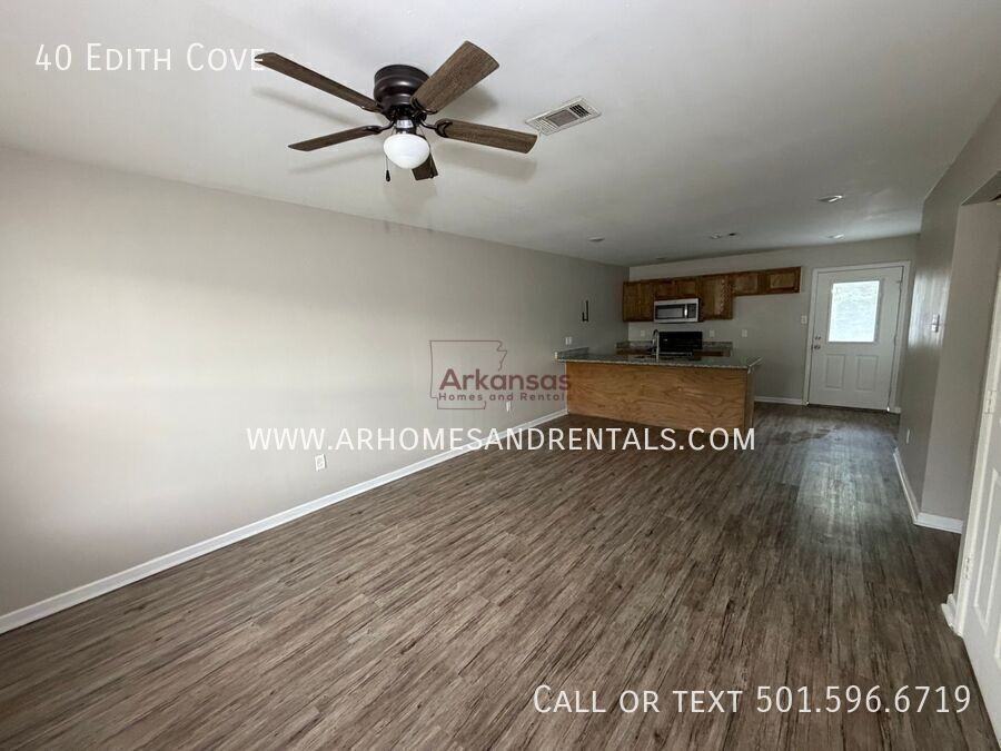 40 Edith Cv - Photo 3 of 12