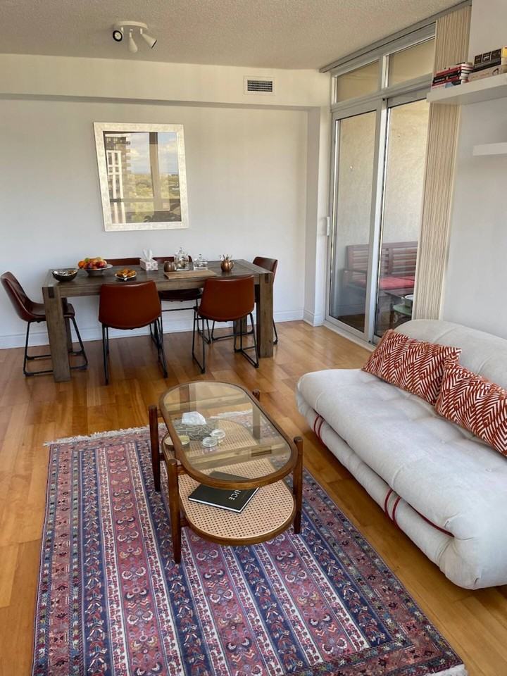 80 Harrison Garden Boulevard - Photo 2 of 17