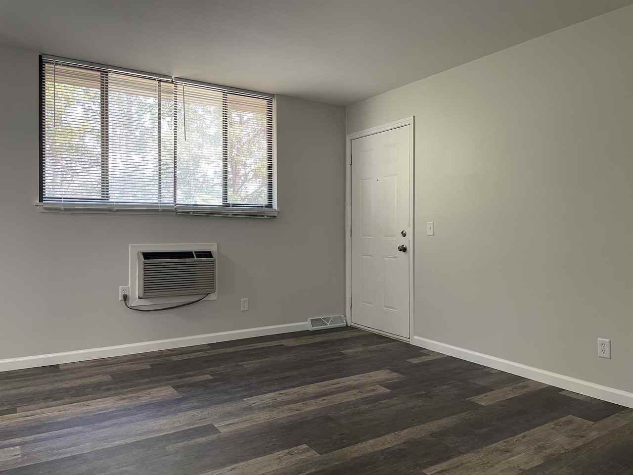 5718 Balsam Rd #4 - Photo 3 of 23