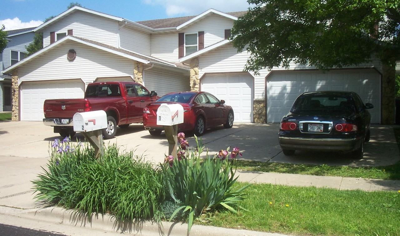 1109 Wayridge Dr #3 - Photo 2 of 25