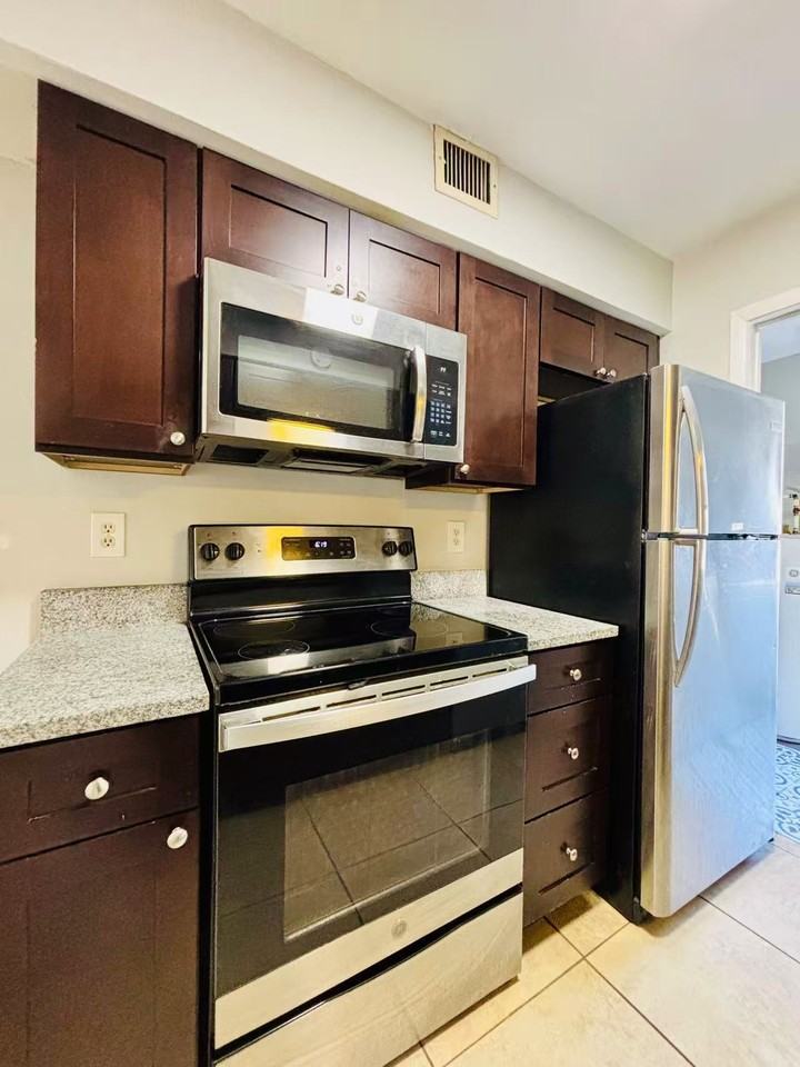 12238 Fox Hound Ln #12238 - Photo 2 of 29