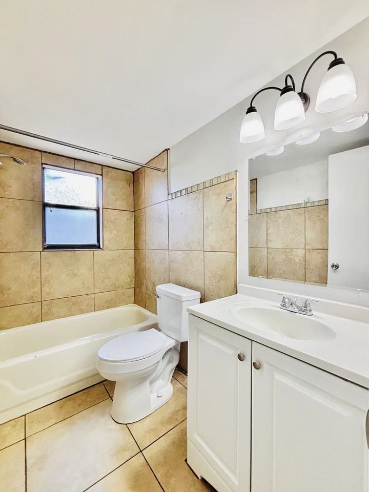 12238 Fox Hound Ln #12238 - Photo 5 of 29