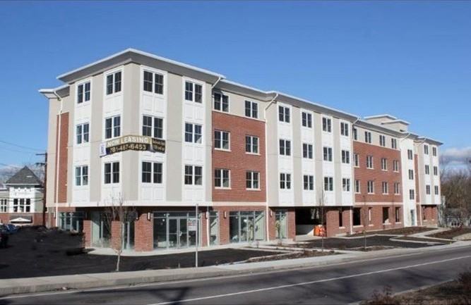 17 Eastbrook Rd #204