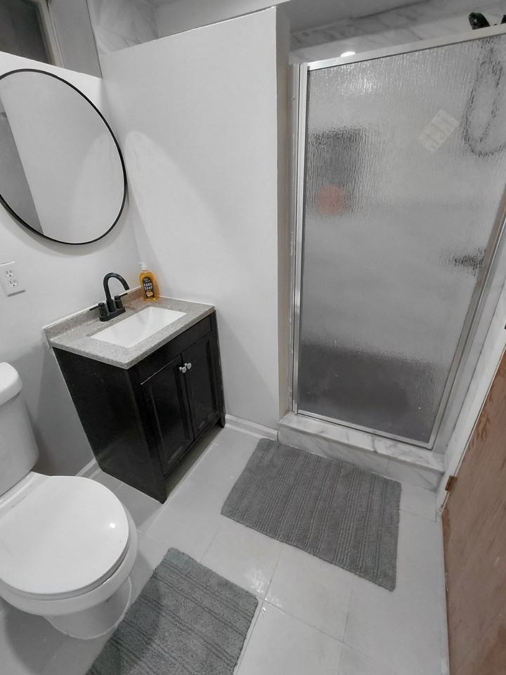 677 W Bel Air Ave #1 - Photo 3 of 11