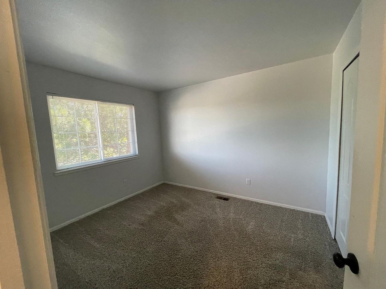 9225 Gingerhill Ct #NA - Photo 3 of 40