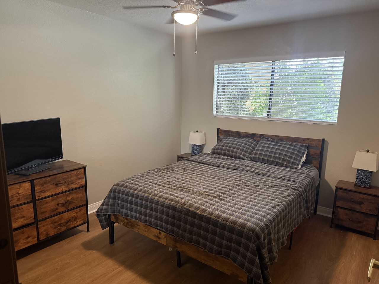 2809 N Los Felices Cir E #G111 - Photo 4 of 11