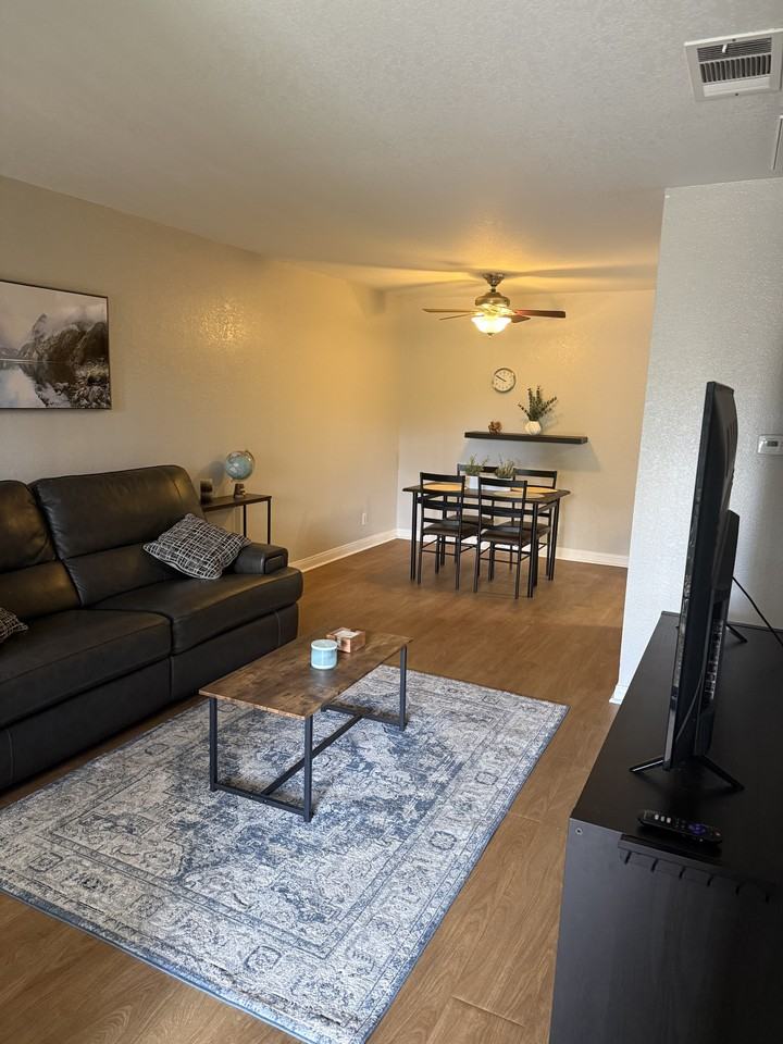 2809 N Los Felices Cir E #G111 - Photo 5 of 11