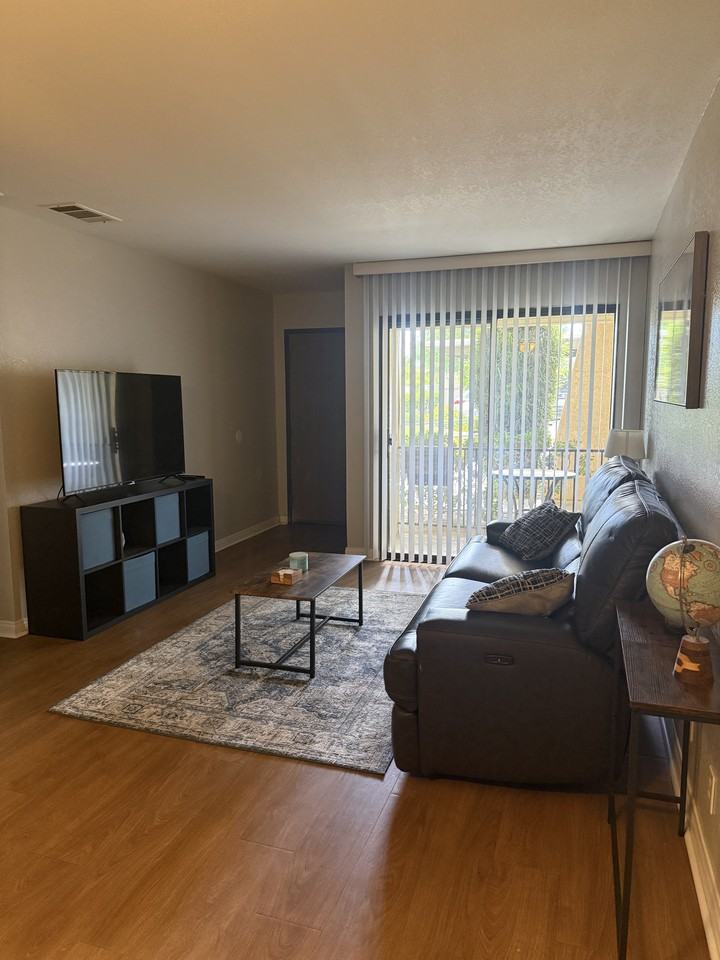 2809 N Los Felices Cir E #G111 - Photo 7 of 11