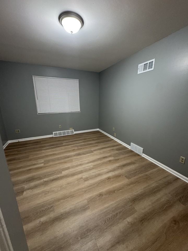 2821 Belmar Dr #2 - Photo 5 of 15