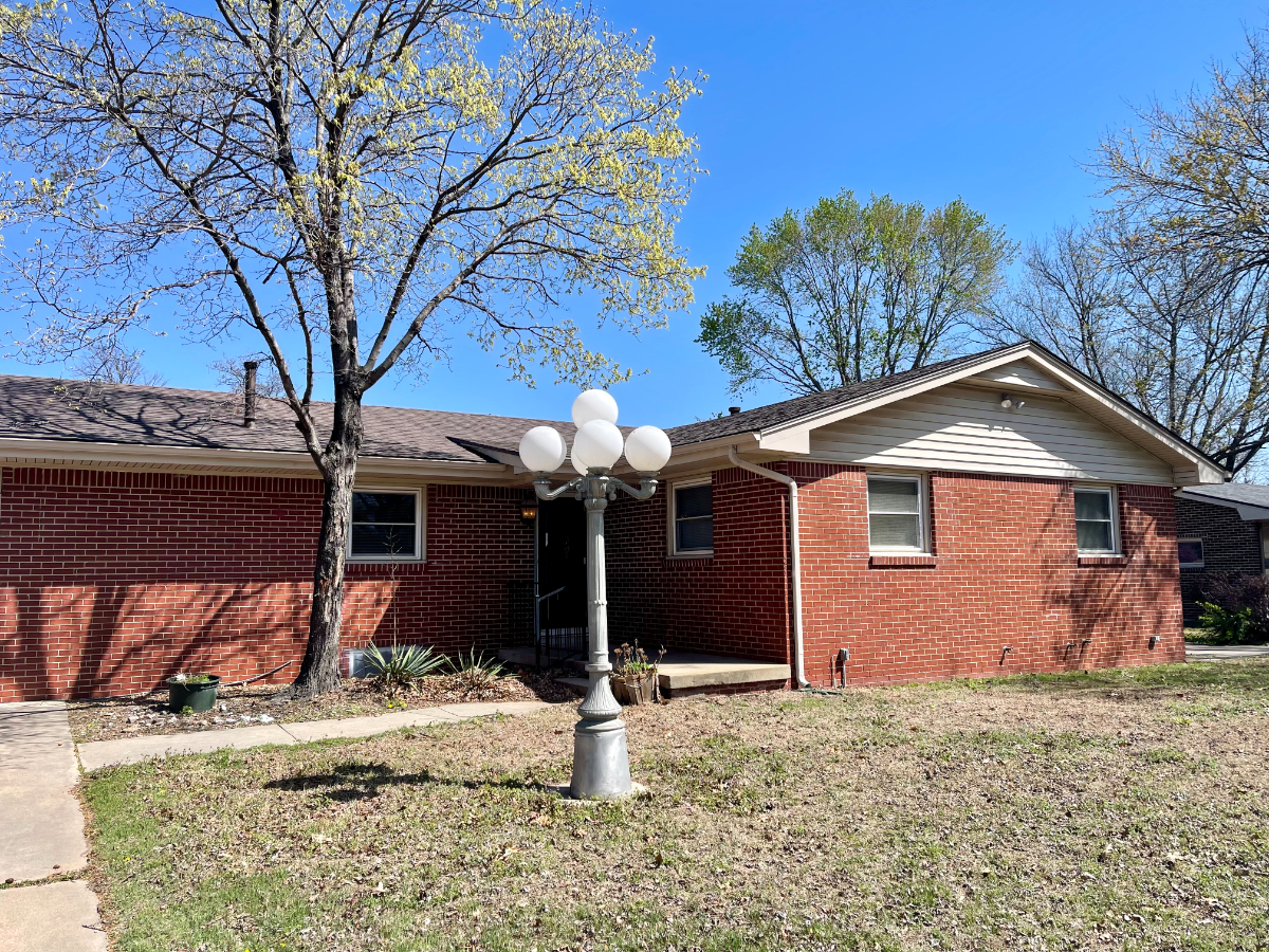 3950 N Charles Ave #NA - Photo 2 of 15