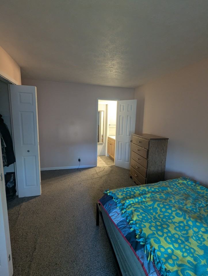 1602 Mason Dixon Dr S #NA - Photo 3 of 11