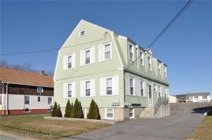 featured image of 324 Fort St #1stFL